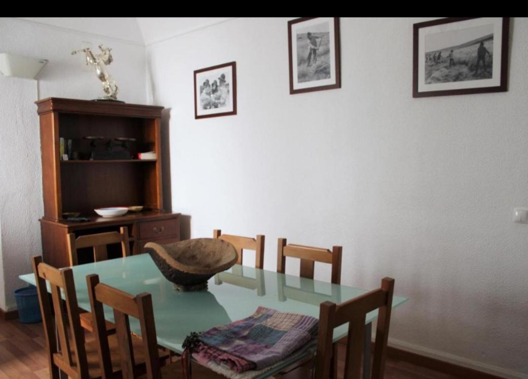 Mont' Sobro Hostel Évora Eksteriør bilde