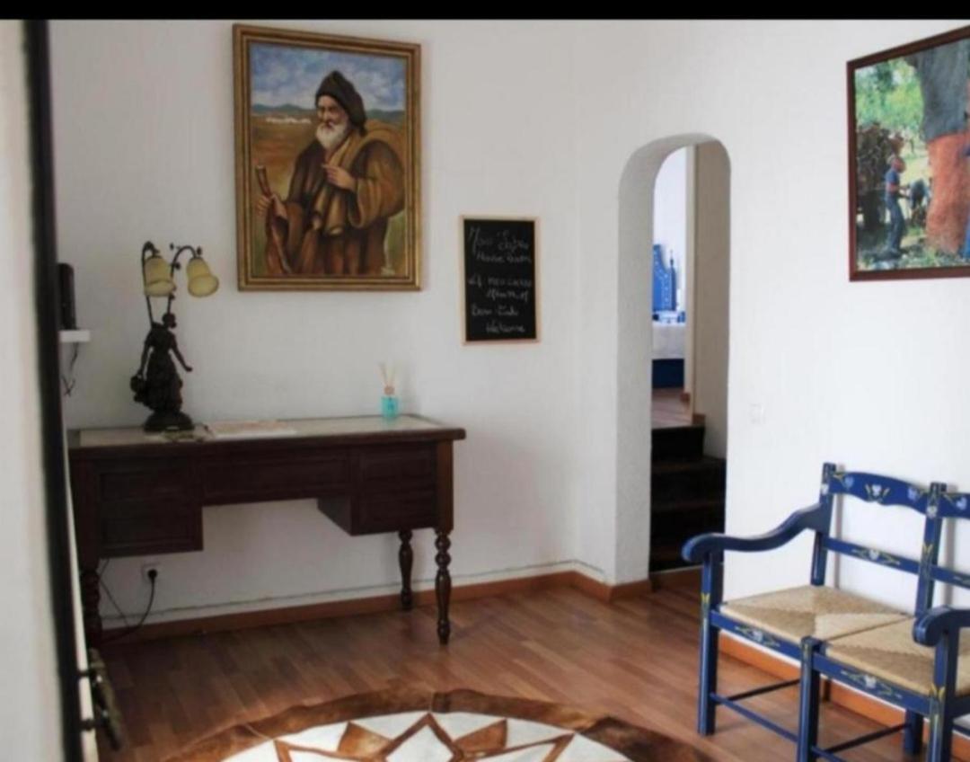 Mont' Sobro Hostel Évora Eksteriør bilde